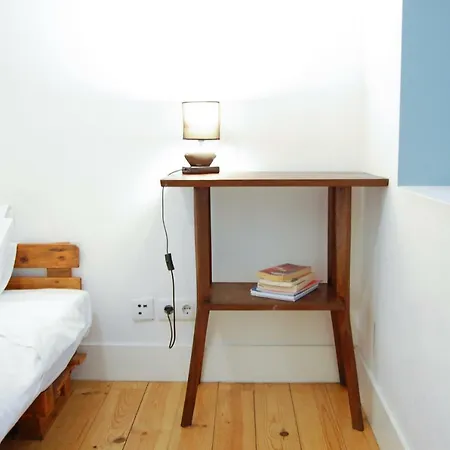 Largo Residencias Гостьовий будинок Лісабон